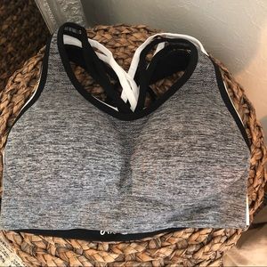 AKAMC yoga sports bras